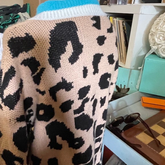 Trending - Picture 4 of 6